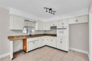 140 LONGFELLOW ROAD, WINTER HAVEN, FL 33884 Sold 01/28/25