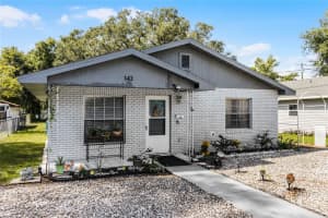 142 AVENUE F SW, WINTER HAVEN, FL 33880 Sold 02/03/25