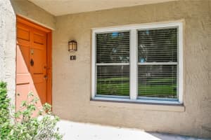 830 PARK LAKE CIRCLE, MAITLAND, FL 32751 Sold 12/06/24