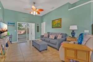 1077 COUNTRY COVE COURT, OVIEDO, FL 32766 Sold 11/12/24