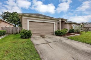 13728 DORNOCH DRIVE, ORLANDO, FL 32828 Sold 03/20/25