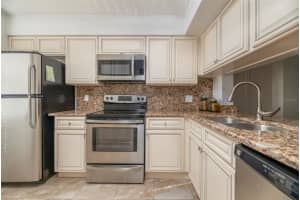 3210 CANDLE RIDGE DRIVE, ORLANDO, FL 32822 Sold 12/06/24