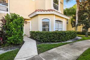 676 SANDY NECK LANE, ALTAMONTE SPRINGS, FL 32714 Sold 12/27/24