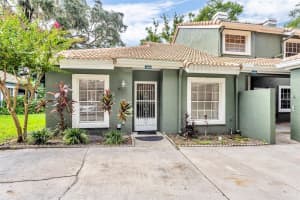 4528 OAK ARBOR CIRCLE, ORLANDO, FL 32808 Sold 12/05/24
