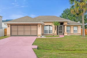 907 RENNES COURT, KISSIMMEE, FL 34759 Sold 03/07/25