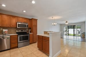 691 MELANIE LANE, ALTAMONTE SPRINGS, FL 32701 Sold 12/09/24