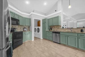 3212 SAWGRASS CREEK CIRCLE, SAINT CLOUD, FL 34772 Sold 01/28/25