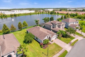 332 RED ROSE LANE, SANFORD, FL 32771 Sold 11/07/24