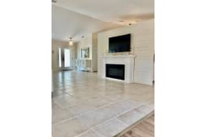 1533 NANTUCKET ROAD, VENICE, FL 34293 Sold 11/05/24
