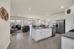7876 OAK REFLECTION LOOP, DAVENPORT, FL 33837 - MLS#MFRO6244094