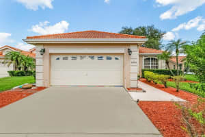 10913 WATERBURY COURT, ORLANDO, FL 32821 Sold 03/24/25