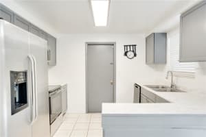5104 MURIEL LANE, NEW PORT RICHEY, FL 34653 Sold 01/24/25