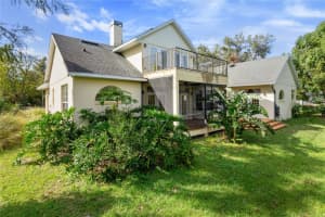 30732 FAIRVIEW AVENUE, TAVARES, FL 32778 Sold 01/31/25