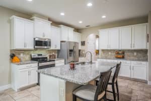 15512 FOUNTAIN COVE COURT, WINTER GARDEN, FL 34787 Sold 12/27/24