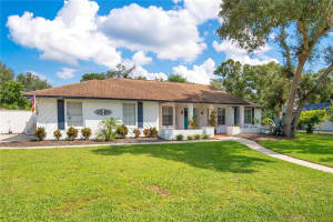 2051 TOURNAMENT DRIVE, APOPKA, FL 32712 Sold 10/25/24