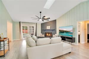2051 TOURNAMENT DRIVE, APOPKA, FL 32712 Sold 10/25/24
