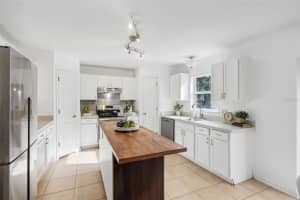 554 GRANITE CIRCLE, CHULUOTA, FL 32766 Sold 12/11/24