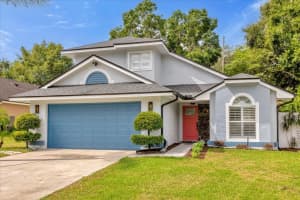 928 SUMMER LAKES DRIVE, ORLANDO, FL 32835 Sold 11/04/24