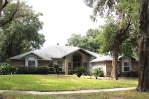 240 SHADY OAKS CIRCLE, LAKE MARY, FL 32746 Sold 11/05/24