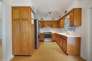 1880 VIBURNUM LANE, WINTER PARK, FL 32792 Sold 03/14/25