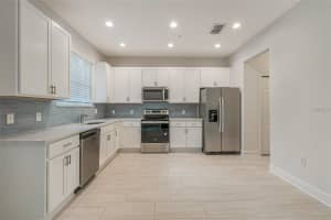 135 GLASS ONION DRIVE, GROVELAND, FL 34736 Sold 02/14/25