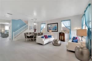 645 KETTERING DRIVE, DAVENPORT, FL 33897 Sold 01/27/25