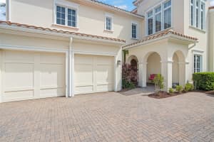 10323 KENSINGTON SHORE DRIVE, ORLANDO, FL 32827 Sold 04/09/25
