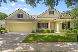 700 GARDEN CLUB DRIVE, DELAND, FL 32724 Sold 01/07/25