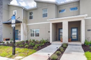408 OCEAN COURSE AVENUE, DAVENPORT, FL 33896 Sold 04/16/25