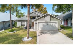 2401 PIEDMONT LAKES BOULEVARD, APOPKA, FL 32703 Sold 04/29/25