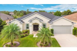 137 HAWKCREST COURT, DEBARY, FL 32713 Sold 02/21/25