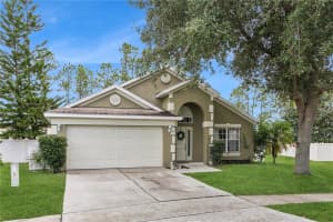 808 OXFORD DRIVE, DAVENPORT, FL 33897 Sold 04/22/25