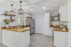 3412 CALLOWAY DRIVE, ORLANDO, FL 32810 Sold 01/22/25