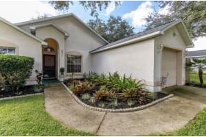 2671 WINCHESTER CIRCLE, EUSTIS, FL 32726 Sold 12/18/24