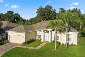 130 GOLF VISTA CIRCLE, DAVENPORT, FL 33837 Sold 04/04/25