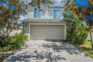 1817 SEATONHAM STREET, WINTER GARDEN, FL 34787 Sold 01/03/25