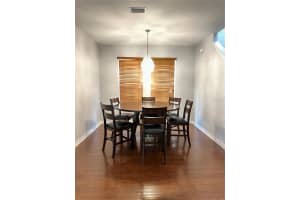 5225 CREEKSIDE PARK AVENUE, ORLANDO, FL 32811 Sold 02/13/25
