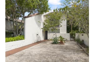 1102 AZALEA LANE, WINTER PARK, FL 32789 Sold 01/09/25