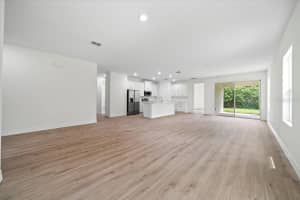 370 WARWICK STREET, PALM BAY, FL 32909 Sold 01/07/25