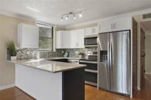 1100 ORLANDO AVENUE, MAITLAND, FL 32751 Sold 12/03/24