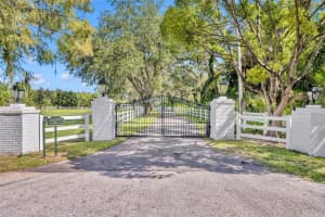 1245 HOWELL POINT, WINTER PARK, FL 32792 Sold 01/08/25