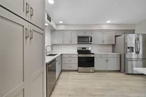 1075 KENSINGTON PARK DRIVE, ALTAMONTE SPRINGS, FL 32714 Sold 11/06/24