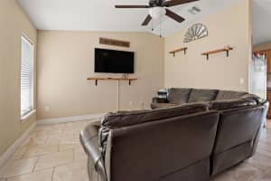40389 FIRST AVENUE, UMATILLA, FL 32784 Sold 11/25/24