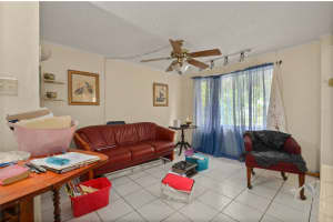 40 OXALIS DRIVE, ORLANDO, FL 32807 Sold 03/05/25