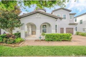 9562 MEADOW HUNT WAY, WINTER GARDEN, FL 34787 Sold 04/23/25