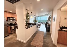 525 JACKSON STREET, ORLANDO, FL 32801 Sold 12/20/24