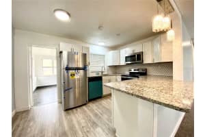 213 FLORIDA AVENUE, AVON PARK, FL 33825 Sold 04/04/25