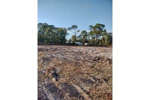 419 VOLVO AVENUE, SEBRING, FL 33872 Sold 12/30/24