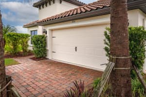 3951 CARRICK BEND DRIVE, KISSIMMEE, FL 34746 Sold 08/25/25