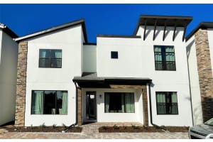 423 VILLA DOMANI WAY, DAVENPORT, FL 33896 Sold 11/27/24